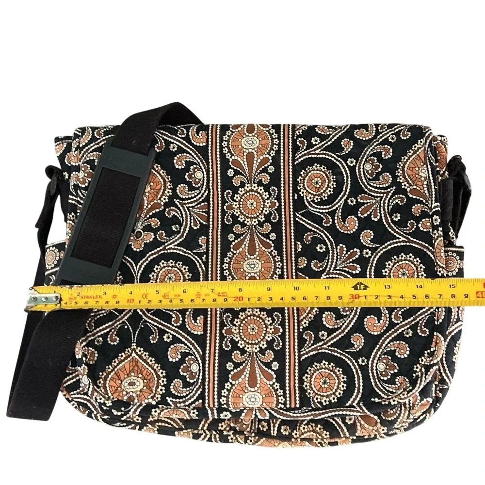 Vera Bradley Messenger Bag Retired Caffe Latte Black Tan Paisley Crossbody